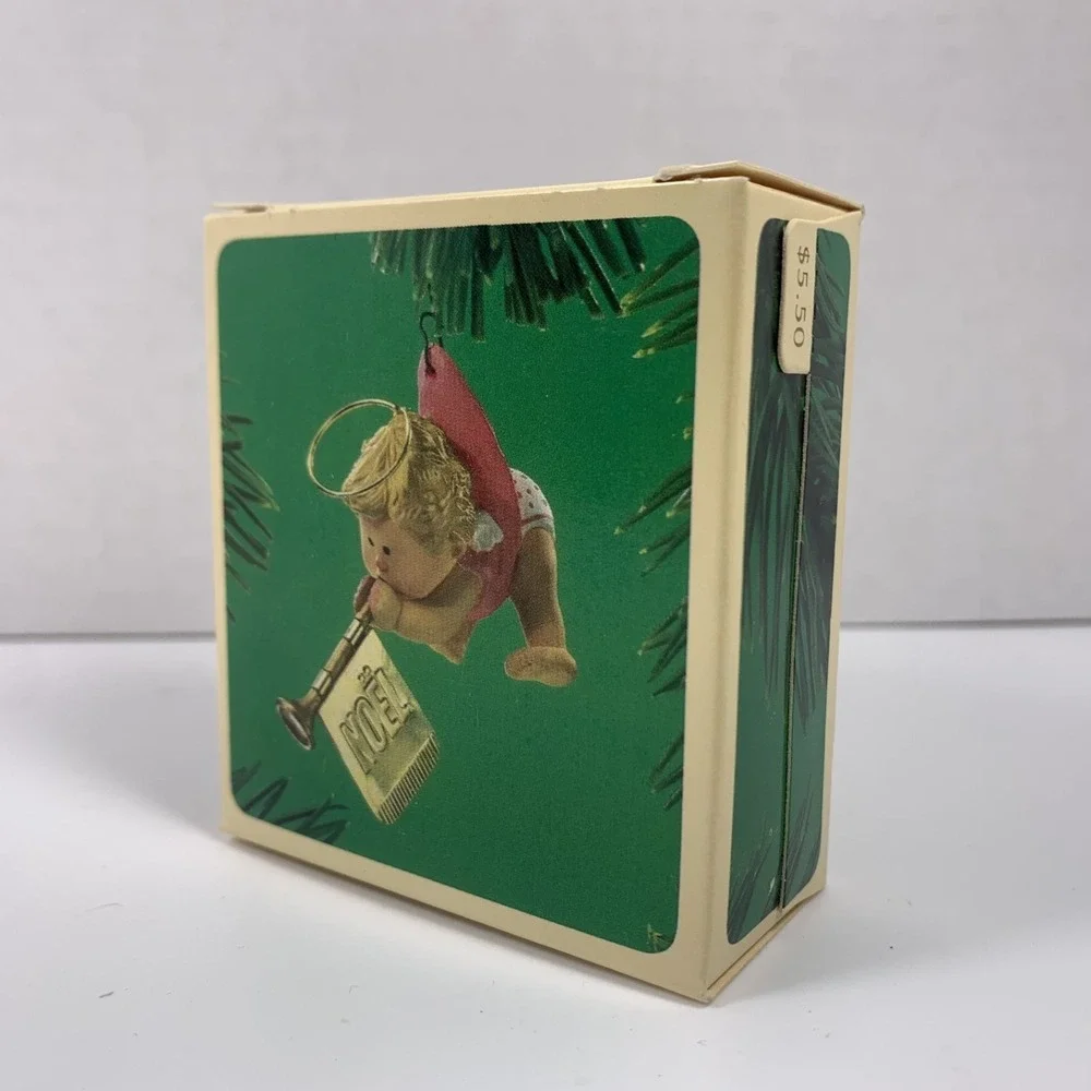 Hallmark 1984 Vintage Musical Angel Ornament New in Original Box - New Old Stock